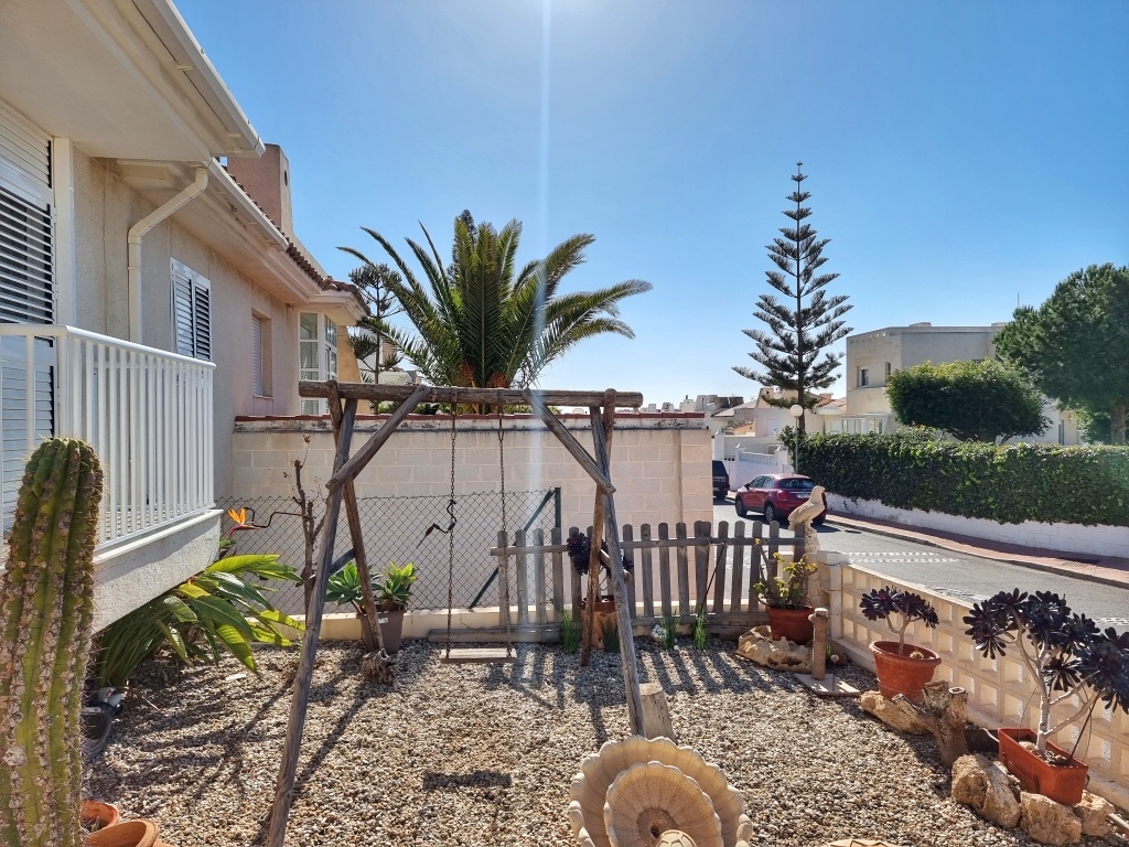 Casa pareada en Almerimar