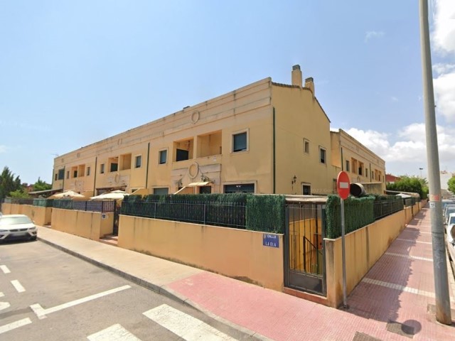Townhouse in San Juan