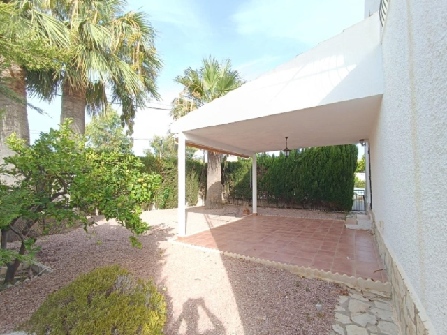 Chalet adosado en El Campello