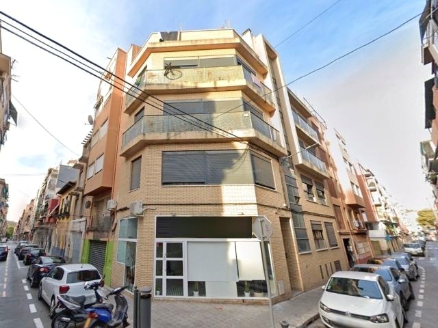 Apartment in Carolinas Bajas