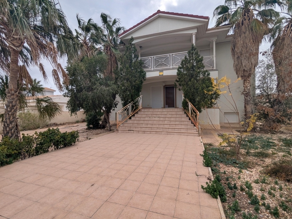 Chalet Independiente en Rio Park