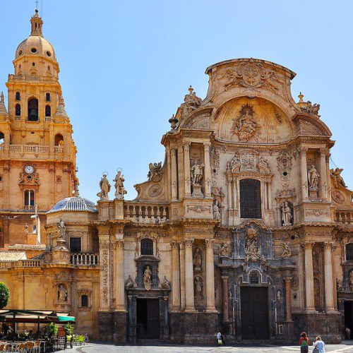 Vivir en Murcia  La Catedral de Murcia es el reflejo de una sociedad murciana vitalista y mediterranea 600x600